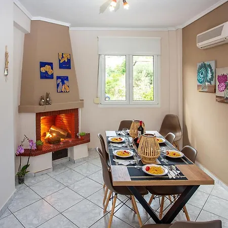 Endless Blue Sunshine Vilă