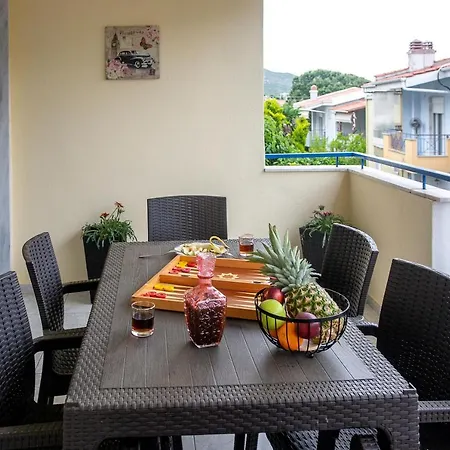 Endless Blue Sunshine فيلة PalaiónTsiflíkion