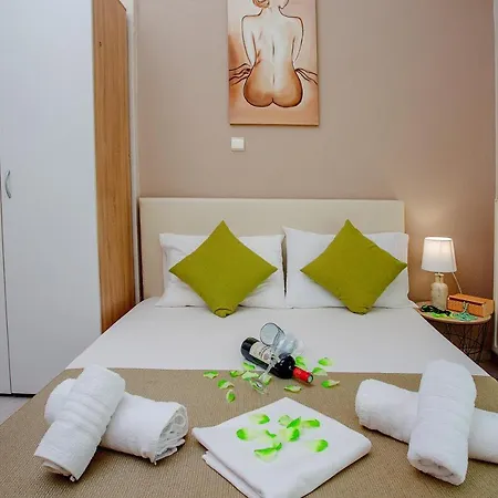 Endless Blue Sunshine Willa