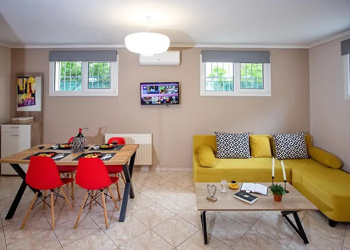 Villa Endless Blue Sunshine