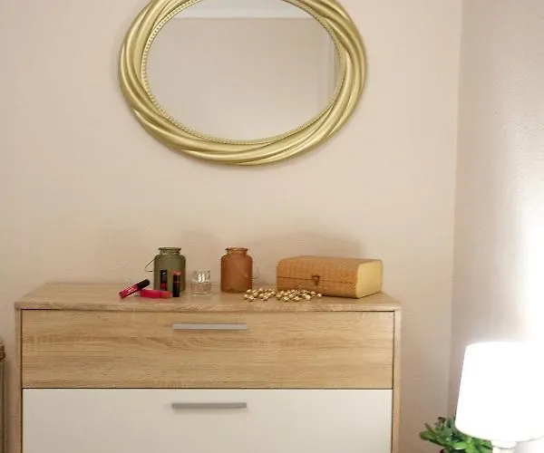 Endless Blue Sunshine Villa PalaiónTsiflíkion