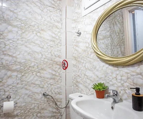 Endless Blue Sunshine Villa PalaiónTsiflíkion