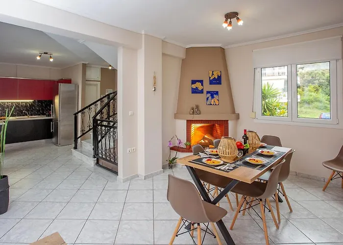 Villa Endless Blue Sunshine