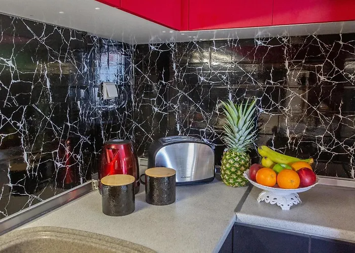 Villa Endless Blue Sunshine