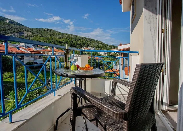 Villa Endless Blue Sunshine